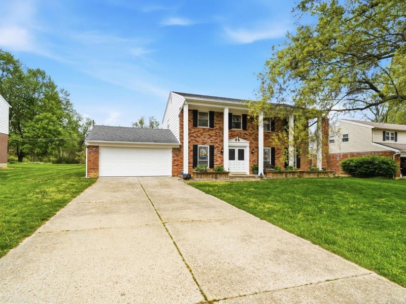 8114 Asbury Hills Drive, Anderson Twp, OH 45255 Photo 3