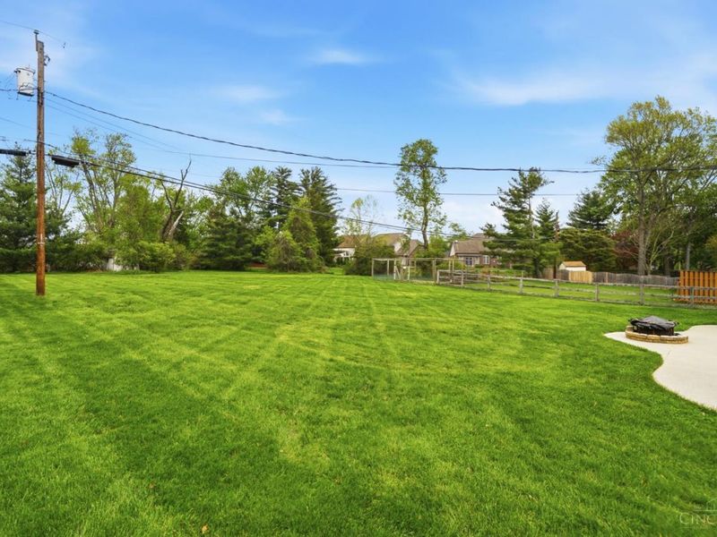 8114 Asbury Hills Drive, Anderson Twp, OH 45255 Photo 33