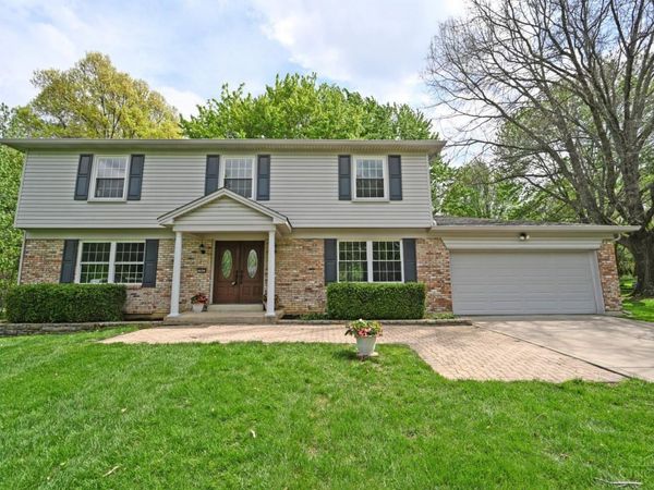 7883 Woodstone Drive, Cincinnati, OH 45244