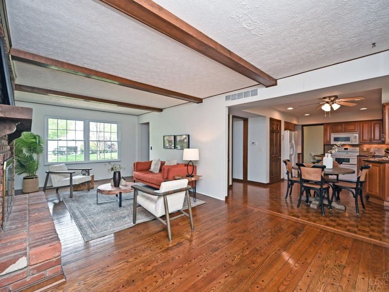 7883 Woodstone Drive, Cincinnati, OH 45244 Photo 16