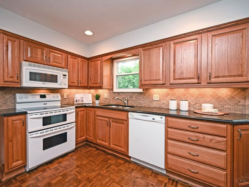 7883 Woodstone Drive, Cincinnati, OH 45244 Photo 21