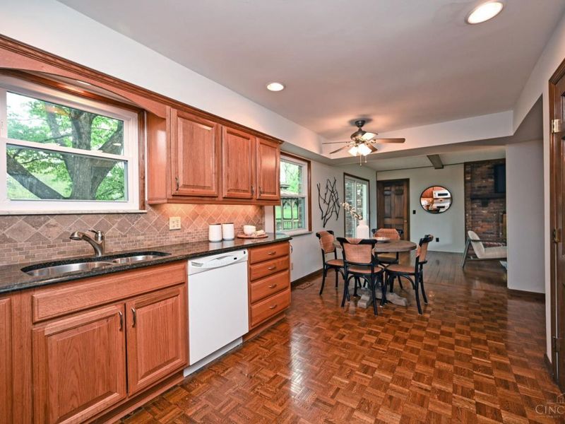 7883 Woodstone Drive, Cincinnati, OH 45244 Photo 22