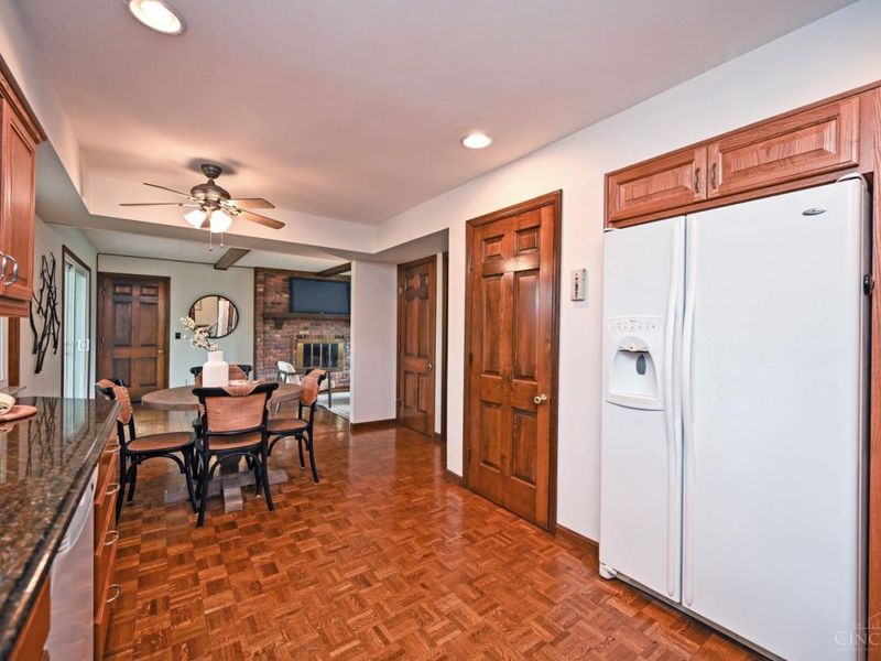 7883 Woodstone Drive, Cincinnati, OH 45244 Photo 23