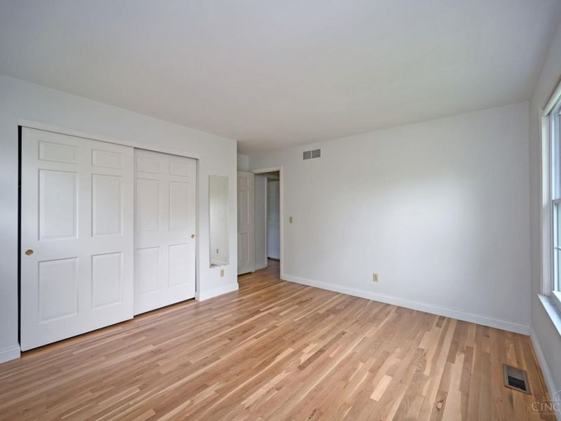 7883 Woodstone Drive, Cincinnati, OH 45244 Photo 38