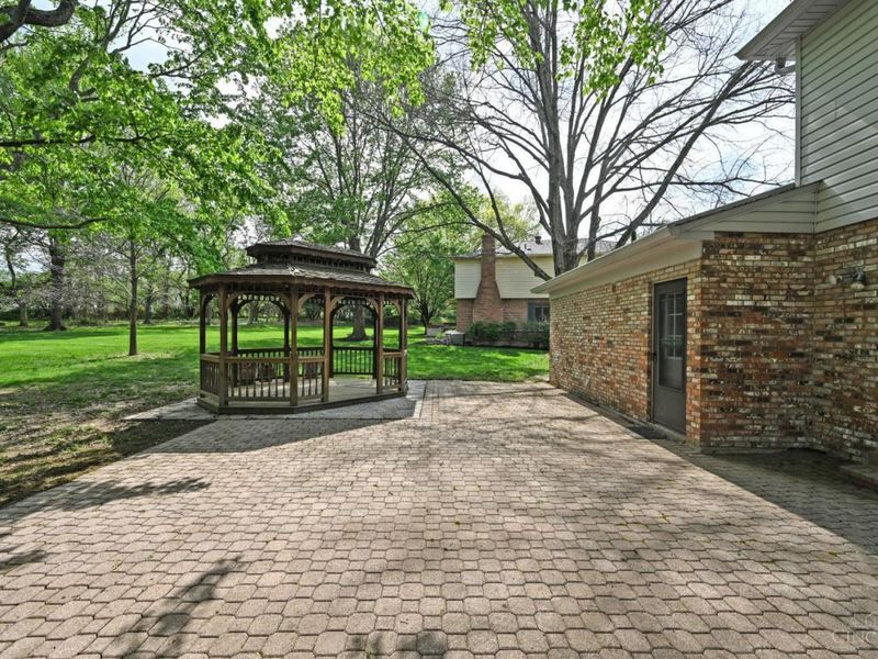 7883 Woodstone Drive, Cincinnati, OH 45244 Photo 47