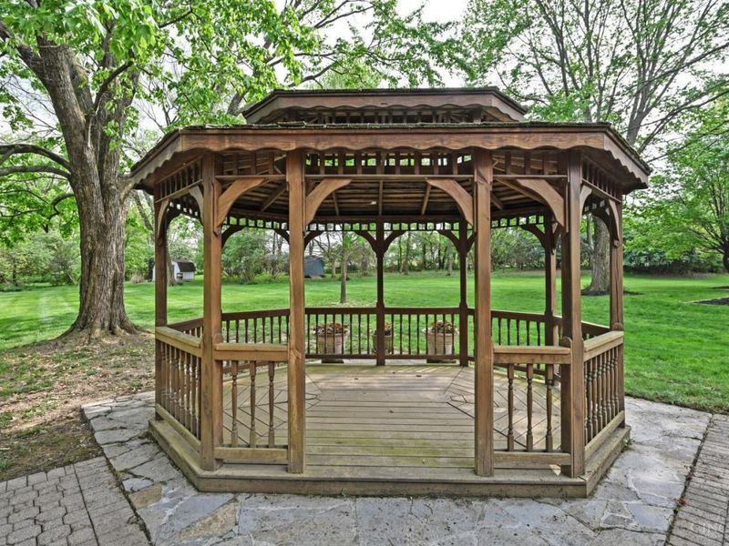 7883 Woodstone Drive, Cincinnati, OH 45244 Photo 49