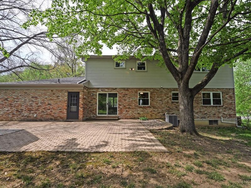 7883 Woodstone Drive, Cincinnati, OH 45244 Photo 59