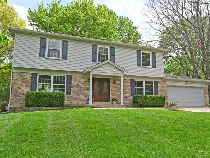 7883 Woodstone Drive, Cincinnati, OH 45244 Photo 8