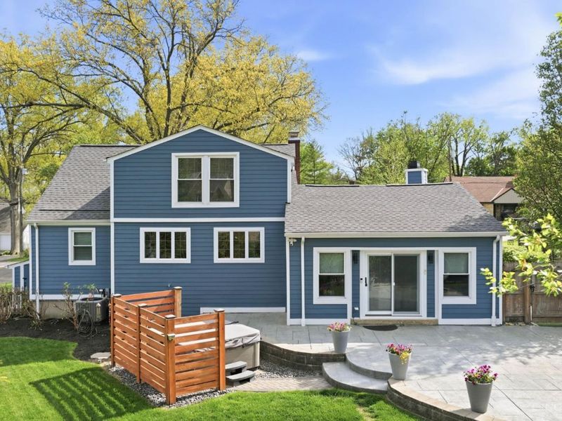 7430 S Timberlane Drive, Madeira, OH 45243 Photo 2