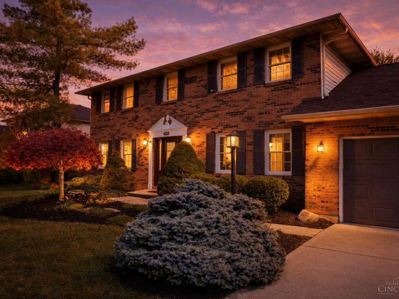 7510 Hollywood Drive, West Chester, OH 45069 Photo 2