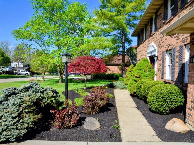 7510 Hollywood Drive, West Chester, OH 45069 Photo 4