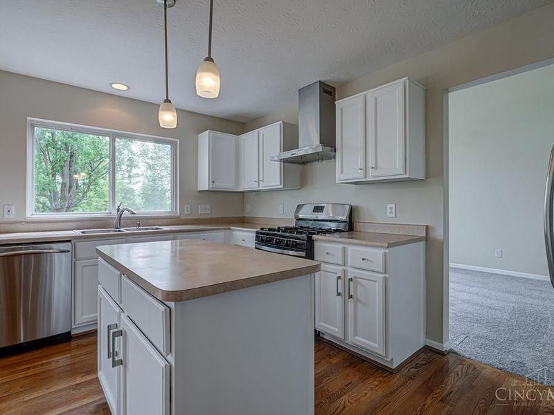 8796 Carey Woods Lane, West Chester, OH 45069 Photo 16