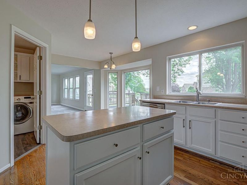 8796 Carey Woods Lane, West Chester, OH 45069 Photo 17