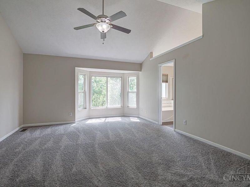 8796 Carey Woods Lane, West Chester, OH 45069 Photo 25