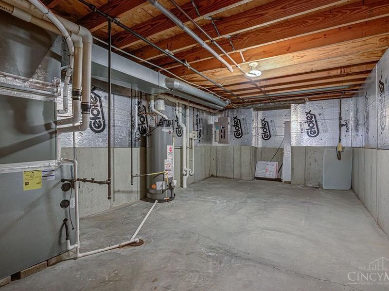 8796 Carey Woods Lane, West Chester, OH 45069 Photo 42