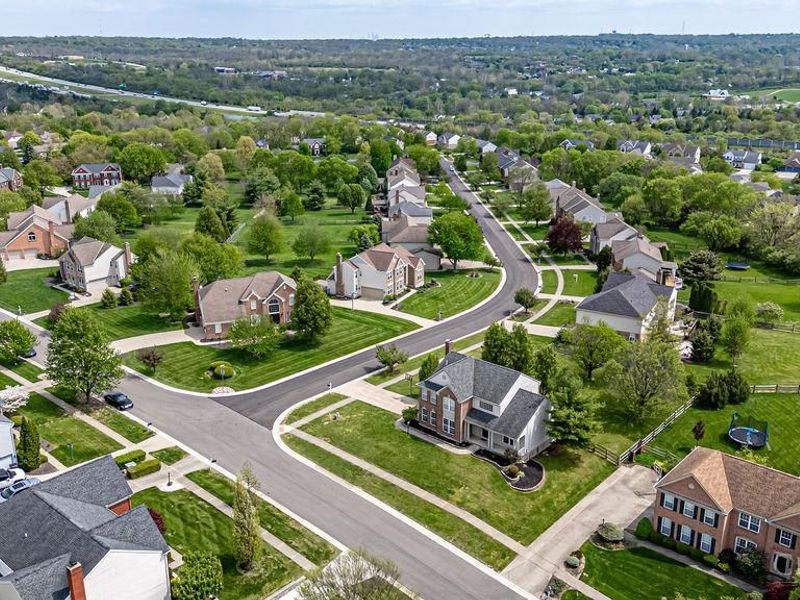 8796 Carey Woods Lane, West Chester, OH 45069 Photo 57