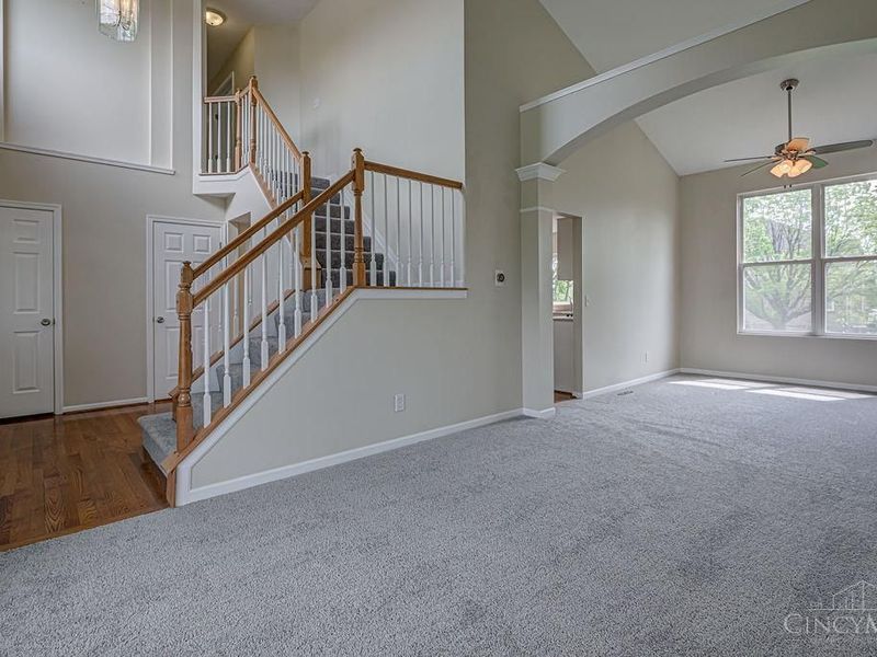 8796 Carey Woods Lane, West Chester, OH 45069 Photo 7