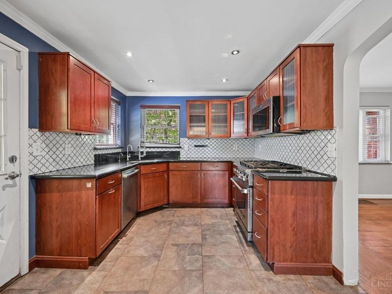 5094 E Eastwood Circle, Cincinnati, OH 45227 Photo 15