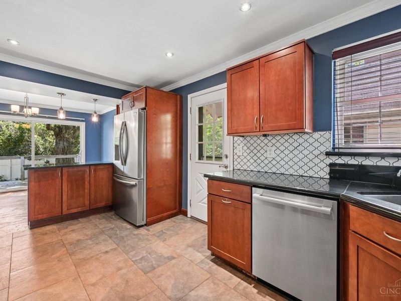 5094 E Eastwood Circle, Cincinnati, OH 45227 Photo 16