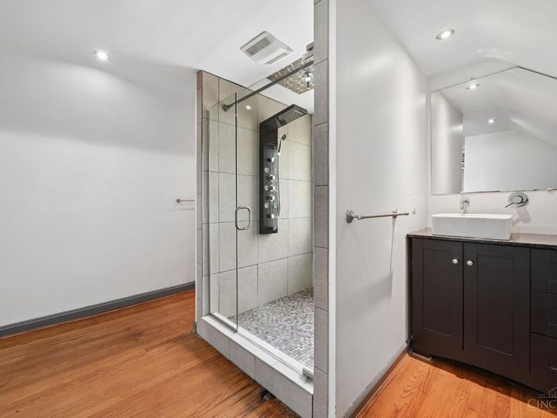 5094 E Eastwood Circle, Cincinnati, OH 45227 Photo 27