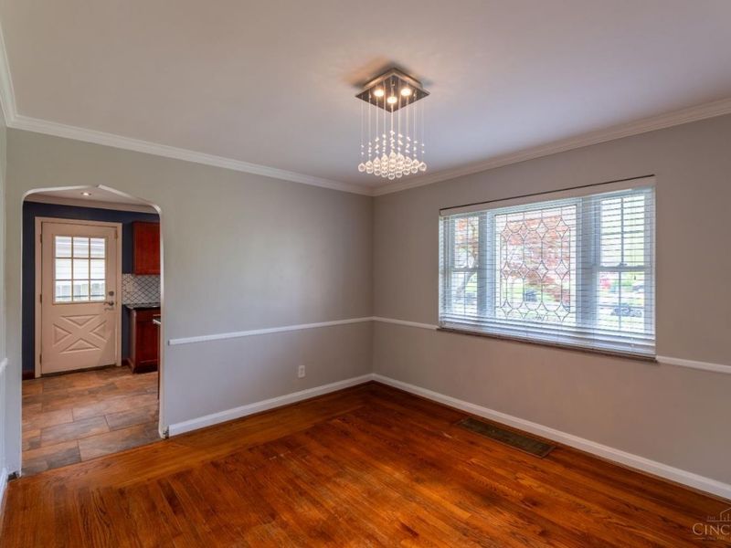 5094 E Eastwood Circle, Cincinnati, OH 45227 Photo 8