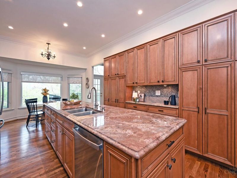 6897 Fox Hill Lane, Madeira, OH 45236 Photo 17