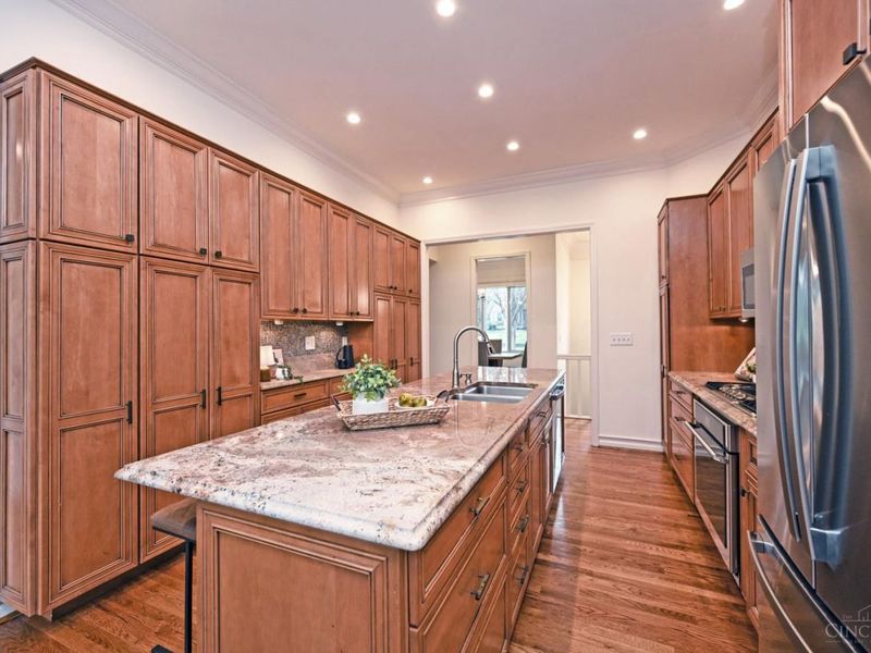 6897 Fox Hill Lane, Madeira, OH 45236 Photo 21