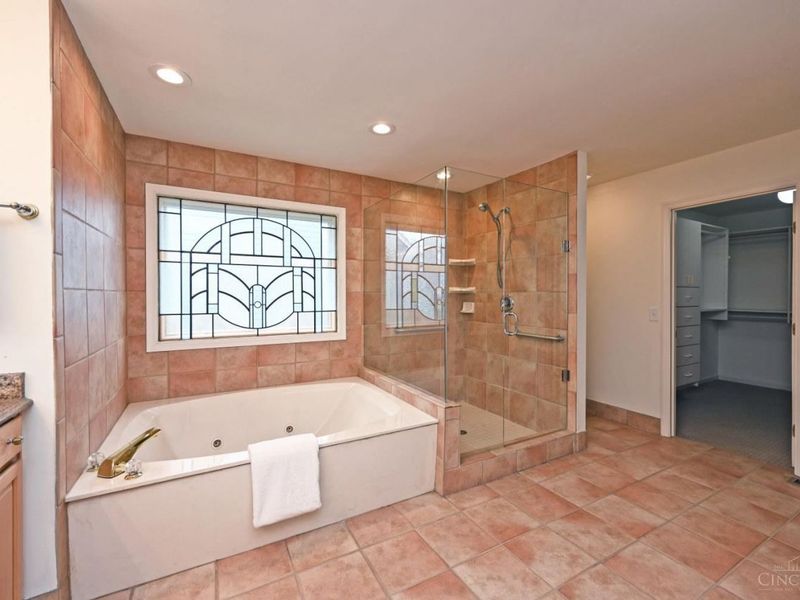 6897 Fox Hill Lane, Madeira, OH 45236 Photo 29