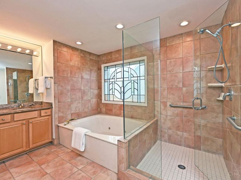 6897 Fox Hill Lane, Madeira, OH 45236 Photo 30