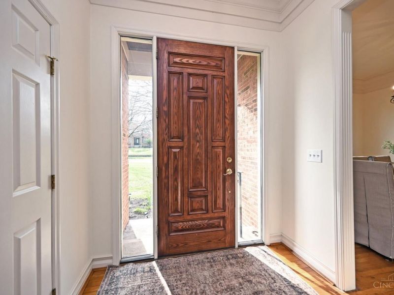 6897 Fox Hill Lane, Madeira, OH 45236 Photo 7