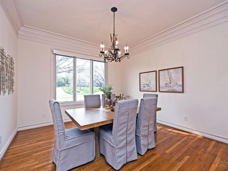 6897 Fox Hill Lane, Madeira, OH 45236 Photo 9