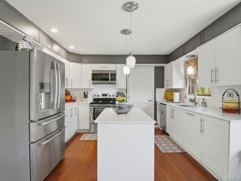 4374 Boomer Road, Green Township, OH 45247 Photo 10