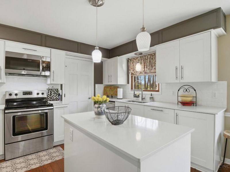 4374 Boomer Road, Green Township, OH 45247 Photo 11