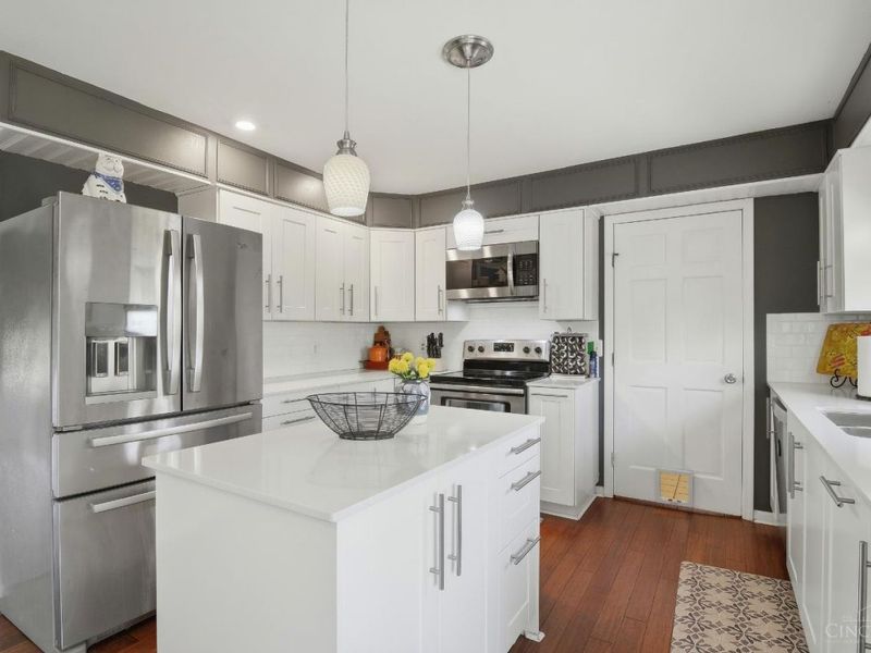 4374 Boomer Road, Green Township, OH 45247 Photo 12