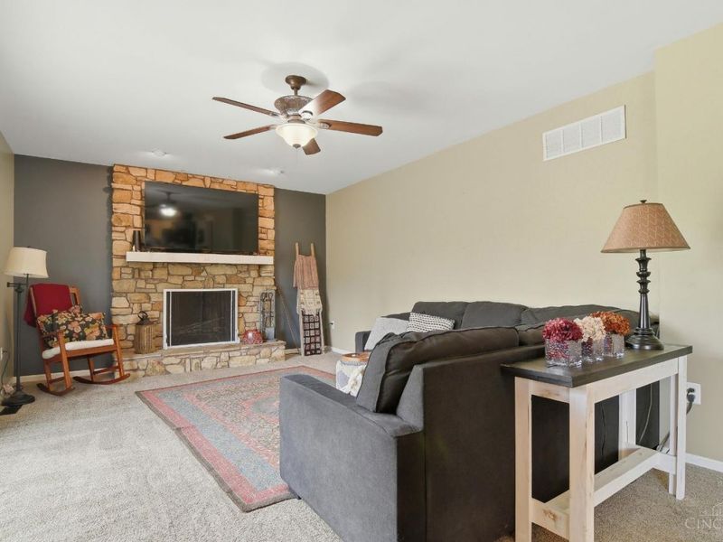 4374 Boomer Road, Green Township, OH 45247 Photo 16