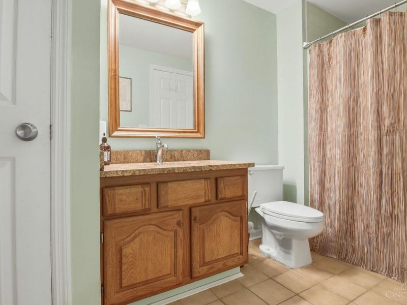 4374 Boomer Road, Green Township, OH 45247 Photo 21