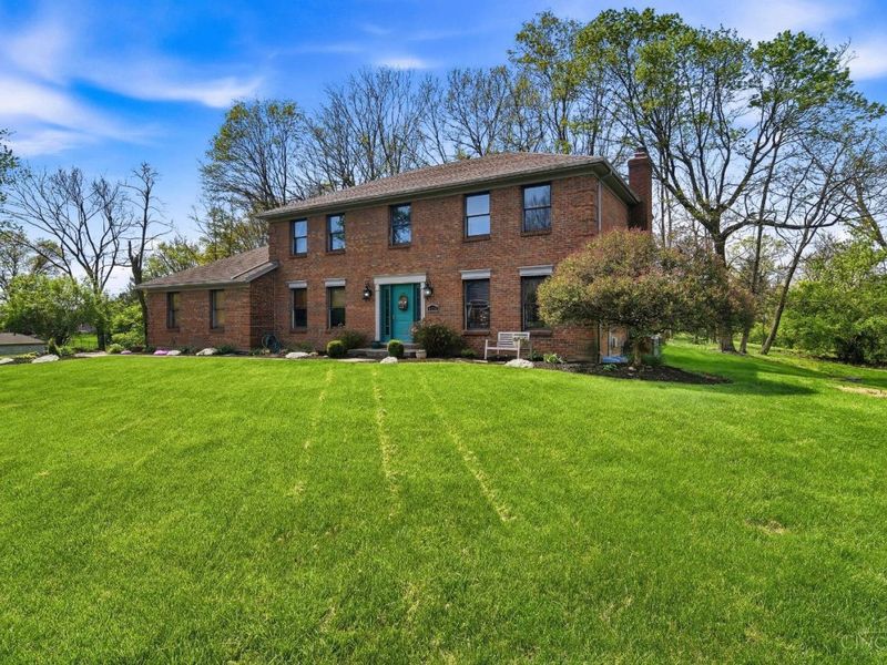 4374 Boomer Road, Green Township, OH 45247 Photo 3