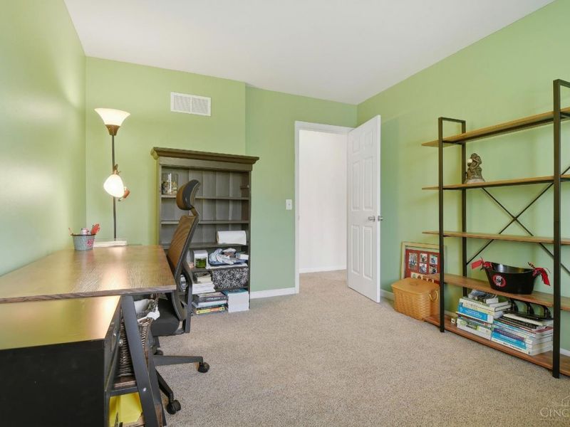 4374 Boomer Road, Green Township, OH 45247 Photo 37