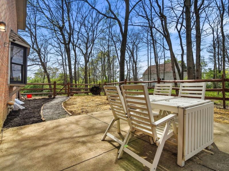 4374 Boomer Road, Green Township, OH 45247 Photo 38