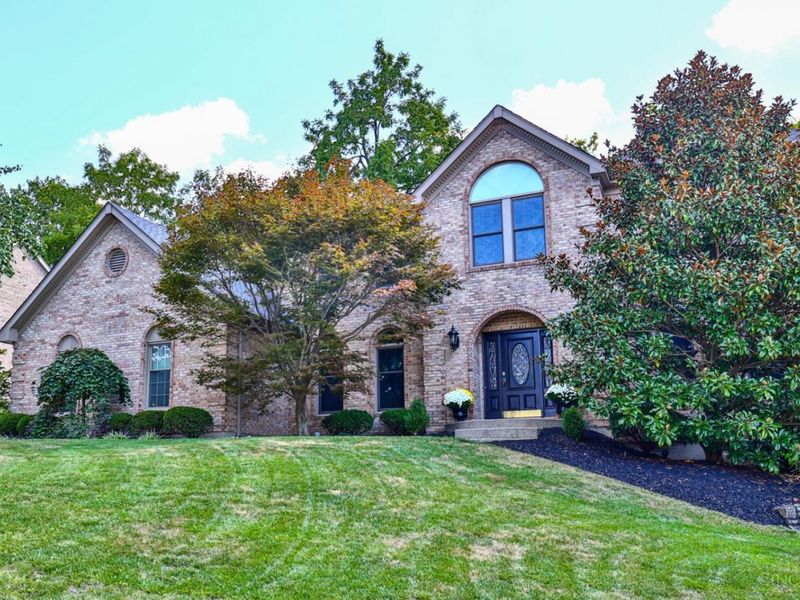 8794 Eagle Ridge Drive, West Chester, OH 45069 Photo 2