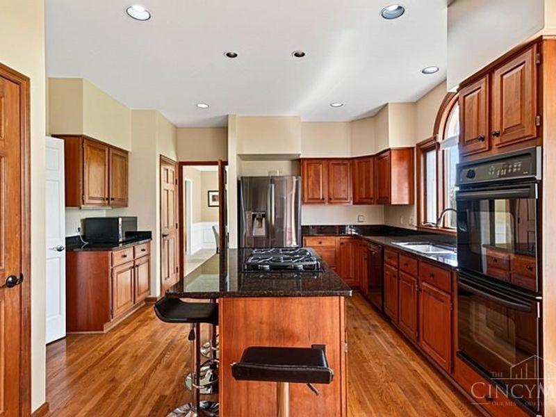 9235 Applecrest Court, Cincinnati, OH 45242 Photo 16