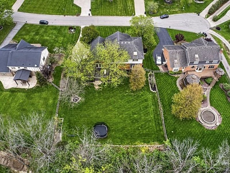 9235 Applecrest Court, Cincinnati, OH 45242 Photo 4