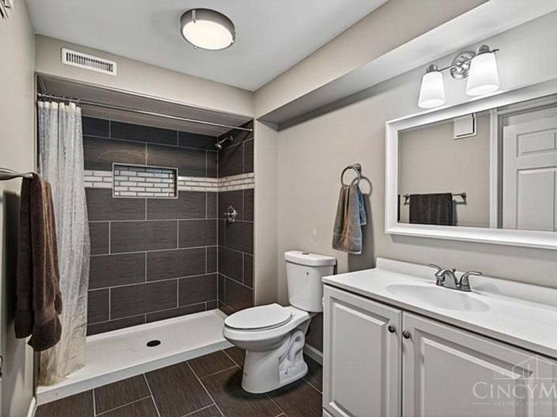 9235 Applecrest Court, Cincinnati, OH 45242 Photo 45