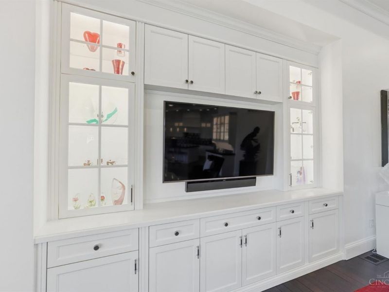 5104 Rollman Estates Drive, Amberley, OH 45236 Photo 10