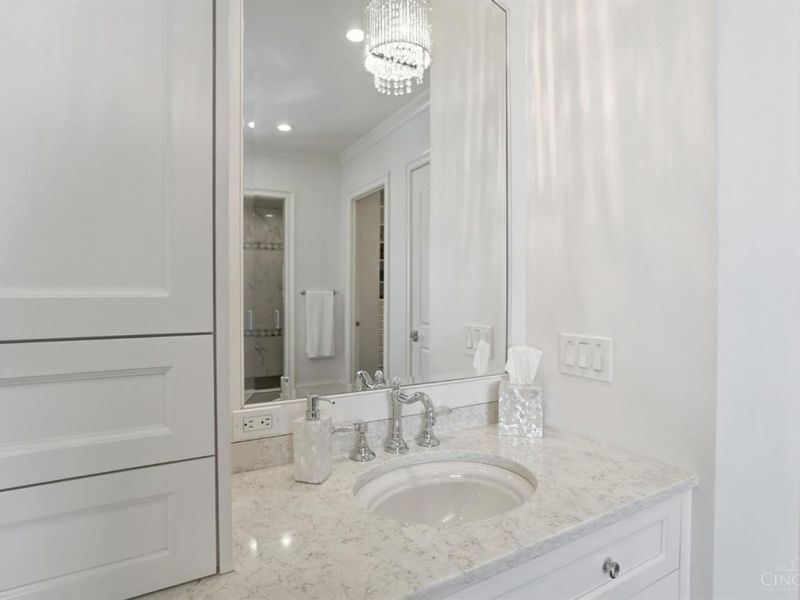 5104 Rollman Estates Drive, Amberley, OH 45236 Photo 45