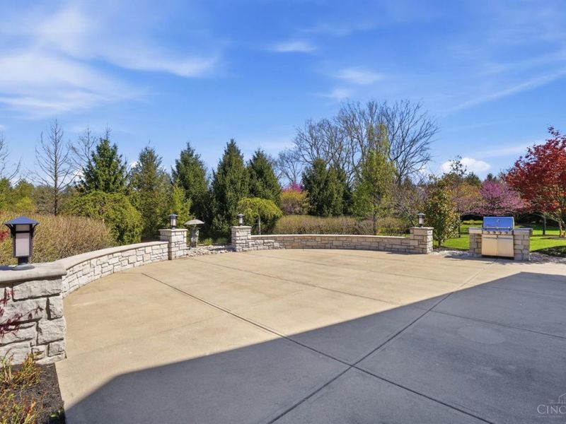 5104 Rollman Estates Drive, Amberley, OH 45236 Photo 84