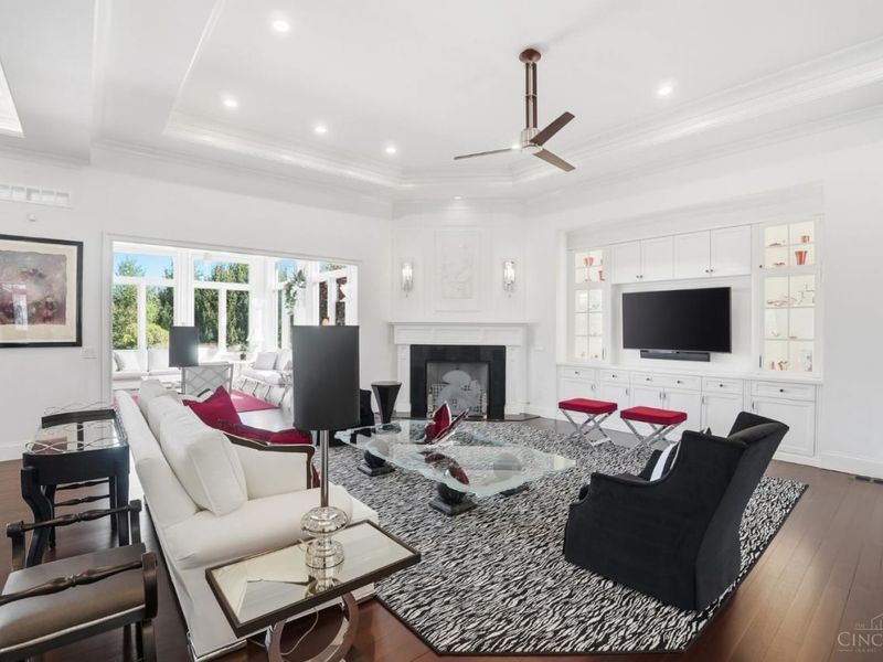 5104 Rollman Estates Drive, Amberley, OH 45236 Photo 9