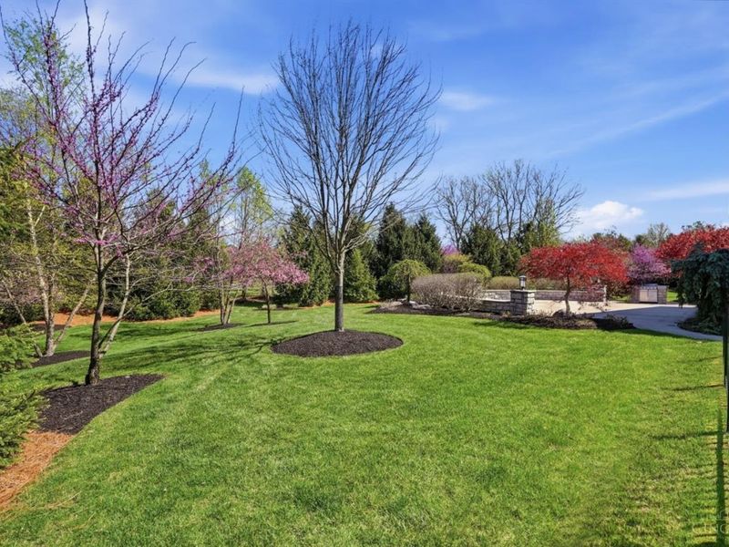 5104 Rollman Estates Drive, Amberley, OH 45236 Photo 90