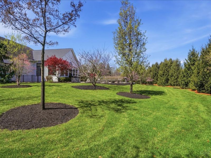 5104 Rollman Estates Drive, Amberley, OH 45236 Photo 94