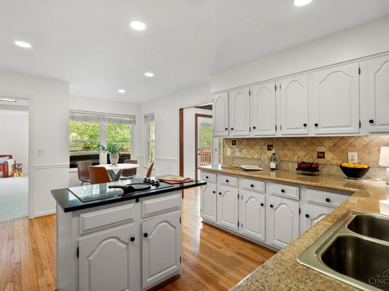 4614 Woodland Drive, Deerfield Twp., OH 45040 Photo 8